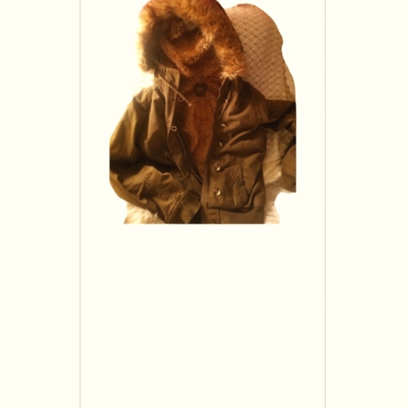 Old Navy green color with beautiful fur trimmed hood and inside faux fur. - Picture 3 of 7